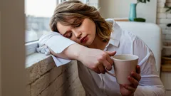 Najczęstsze przyczyny: dlaczego czujesz zmęczenie w ciągu dnia, nawet po dobrym śnie